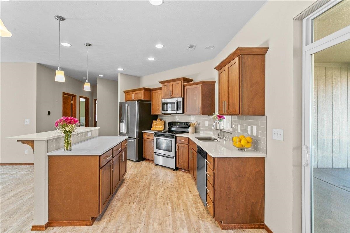 12925 North Raptor Lane Spokane, WA 99208 - Photo 12 of 33 Gallery Image 12