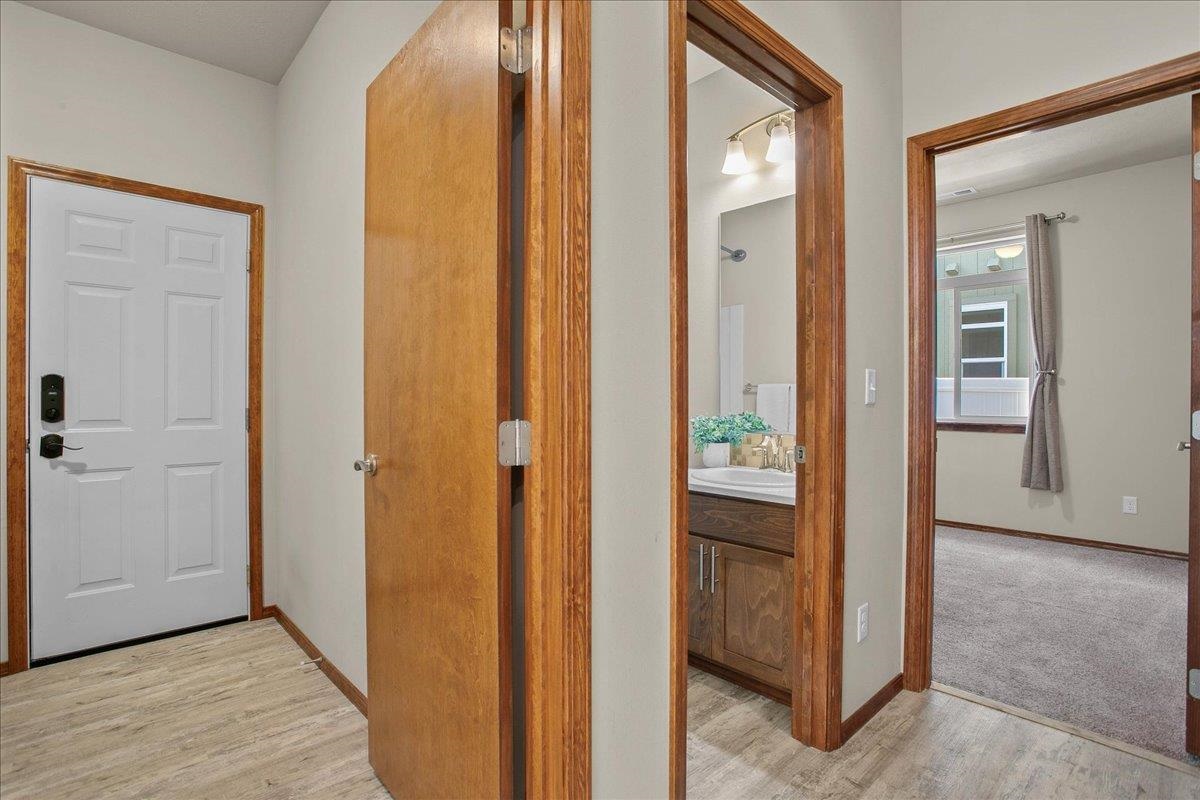 12925 North Raptor Lane Spokane, WA 99208 - Photo 16 of 33 Gallery Image 16