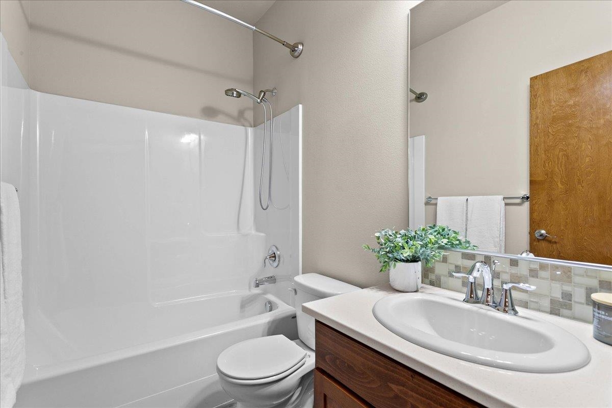 12925 North Raptor Lane Spokane, WA 99208 - Photo 18 of 33 Gallery Image 18