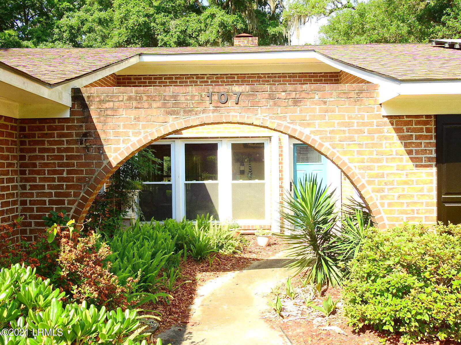 107 Stuart Town Road Beaufort, SC 29902 - Photo 4 of 27 2021-04-30 10.32.06