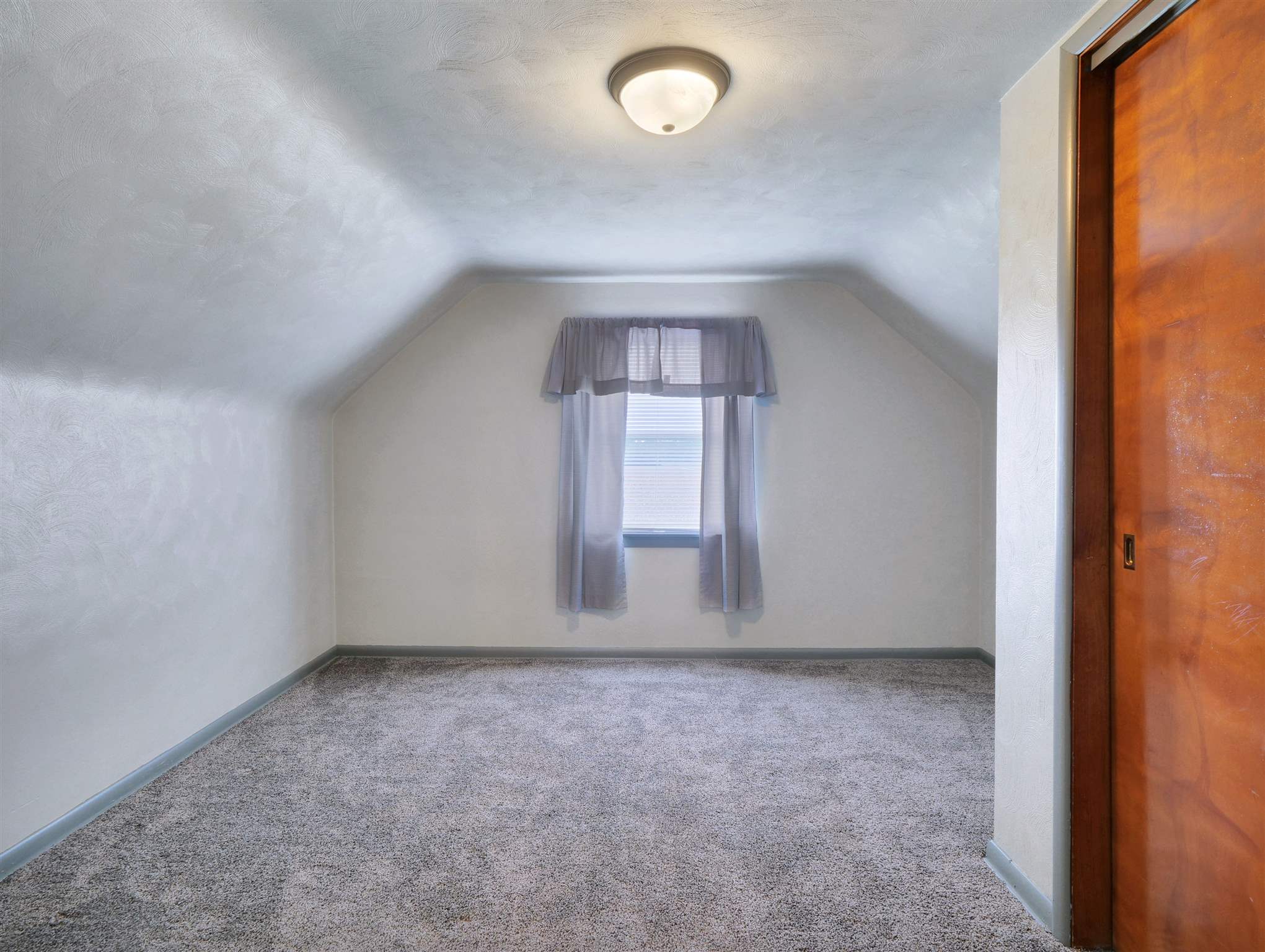 1104 North Roussey Road New Haven, IN 46774 - Photo 22 of 36 Gallery Image 22
