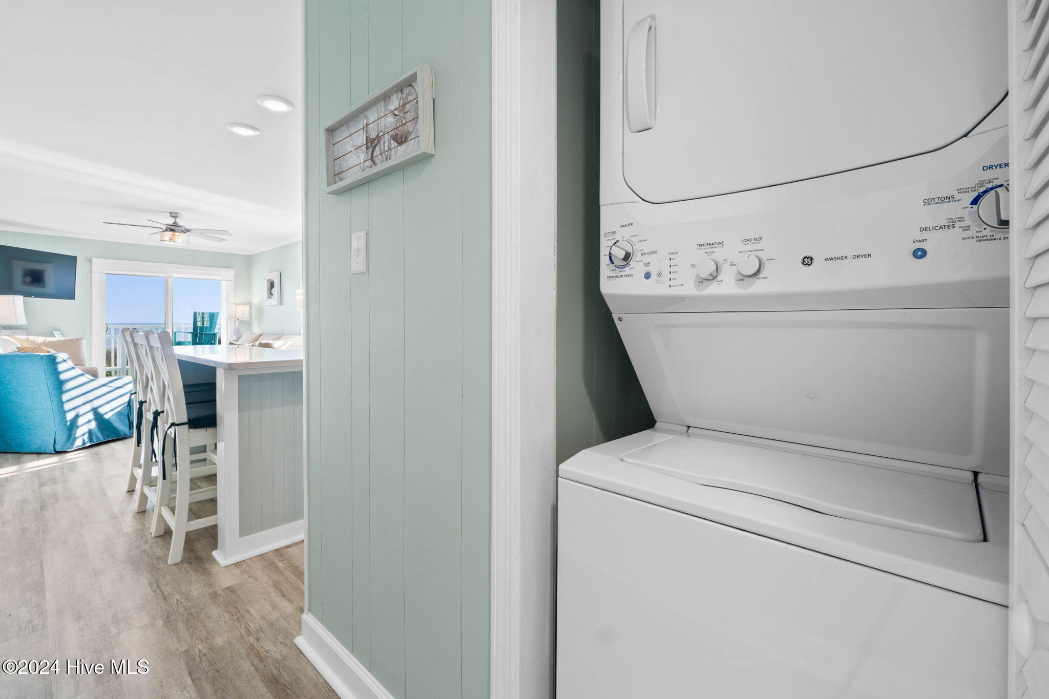 307 West First Street, Unit D2 Ocean Isle Beach, NC 28469 - Photo 42 of 47 www.kahunaphoto.com-00066DSC00066