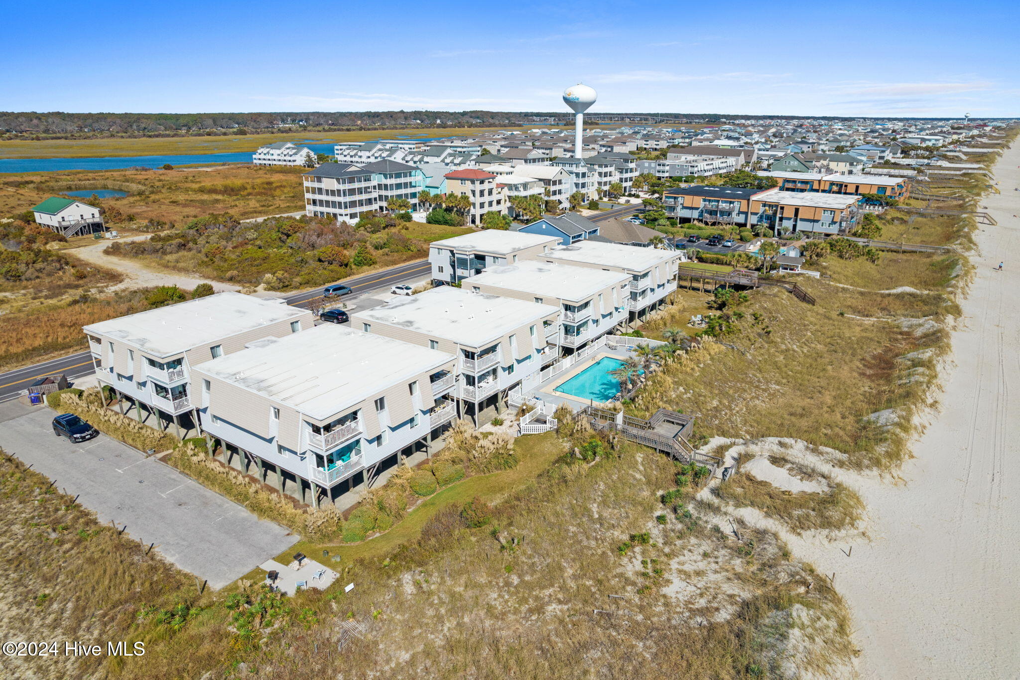 307 West First Street, Unit D2 Ocean Isle Beach, NC 28469 - Photo 8 of 47 16KahunaPhoto.com-0520