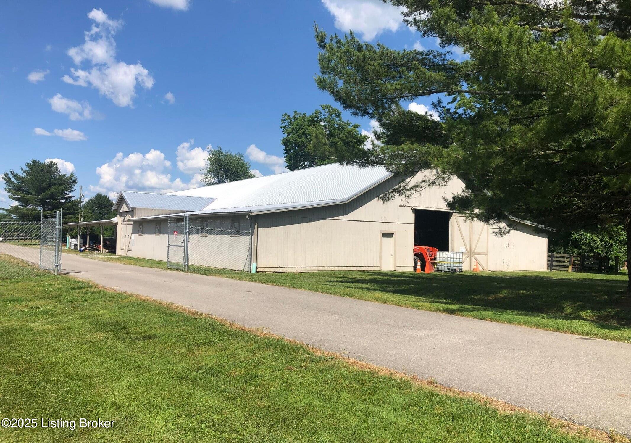 1908 Landing Road Prospect, KY 40059 - Photo 72 of 82 barn ext 2