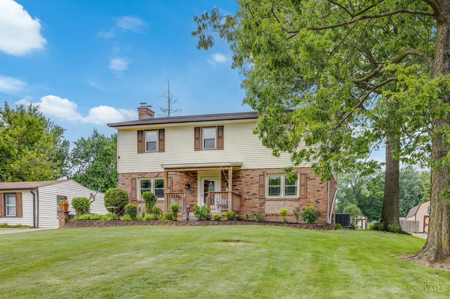 10495 Pottinger Road Cincinnati, OH 45251 - Photo 6 of 63