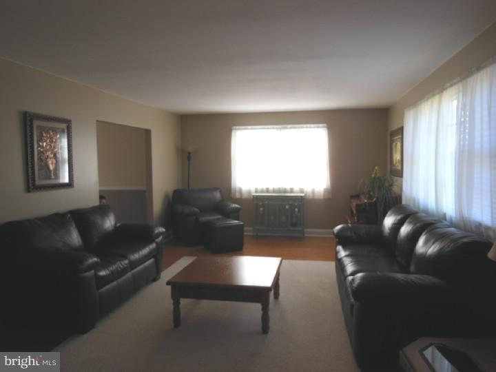 1643 Whitehouse Road Ambler, PA 19002 - Photo 2 of 18 Gallery Image 2