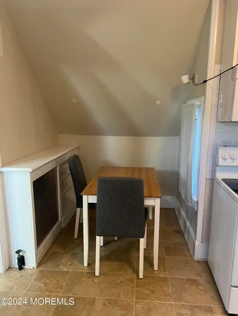 $3,100 | 84 McLaren Street, Red Bank, NJ 07701