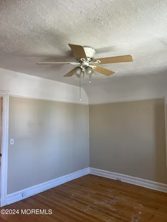 $3,100 | 84 McLaren Street, Red Bank, NJ 07701