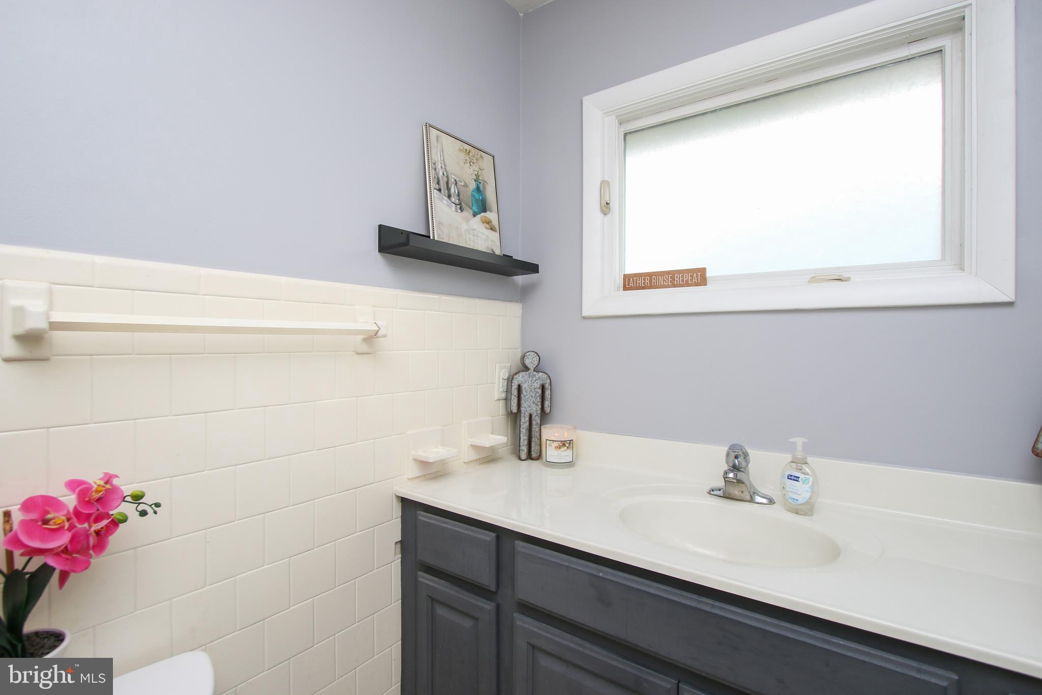 2820 Old Washington Road Westminster, MD 21157 - Photo 19 of 38 Full bath
