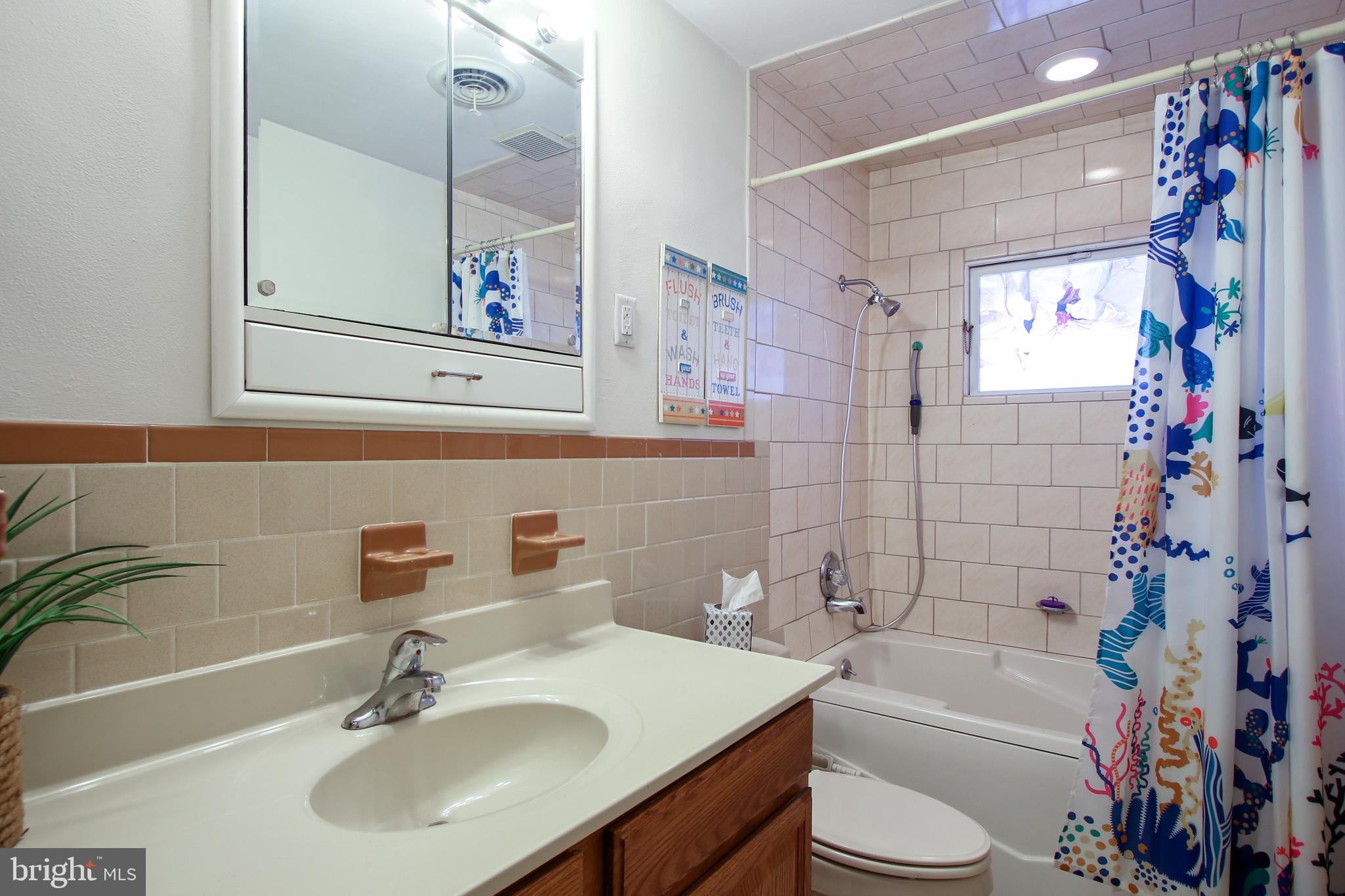 2820 Old Washington Road Westminster, MD 21157 - Photo 30 of 38 3rd Full bathroom