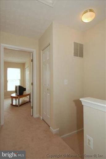 8317 Spadderdock Way Laurel, MD 20724 - Photo 18 of 25 Hallway