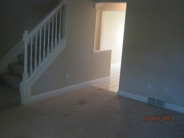 2715 Hard Road, Unit 5 Columbus, OH 43235 - Photo 13 of 15