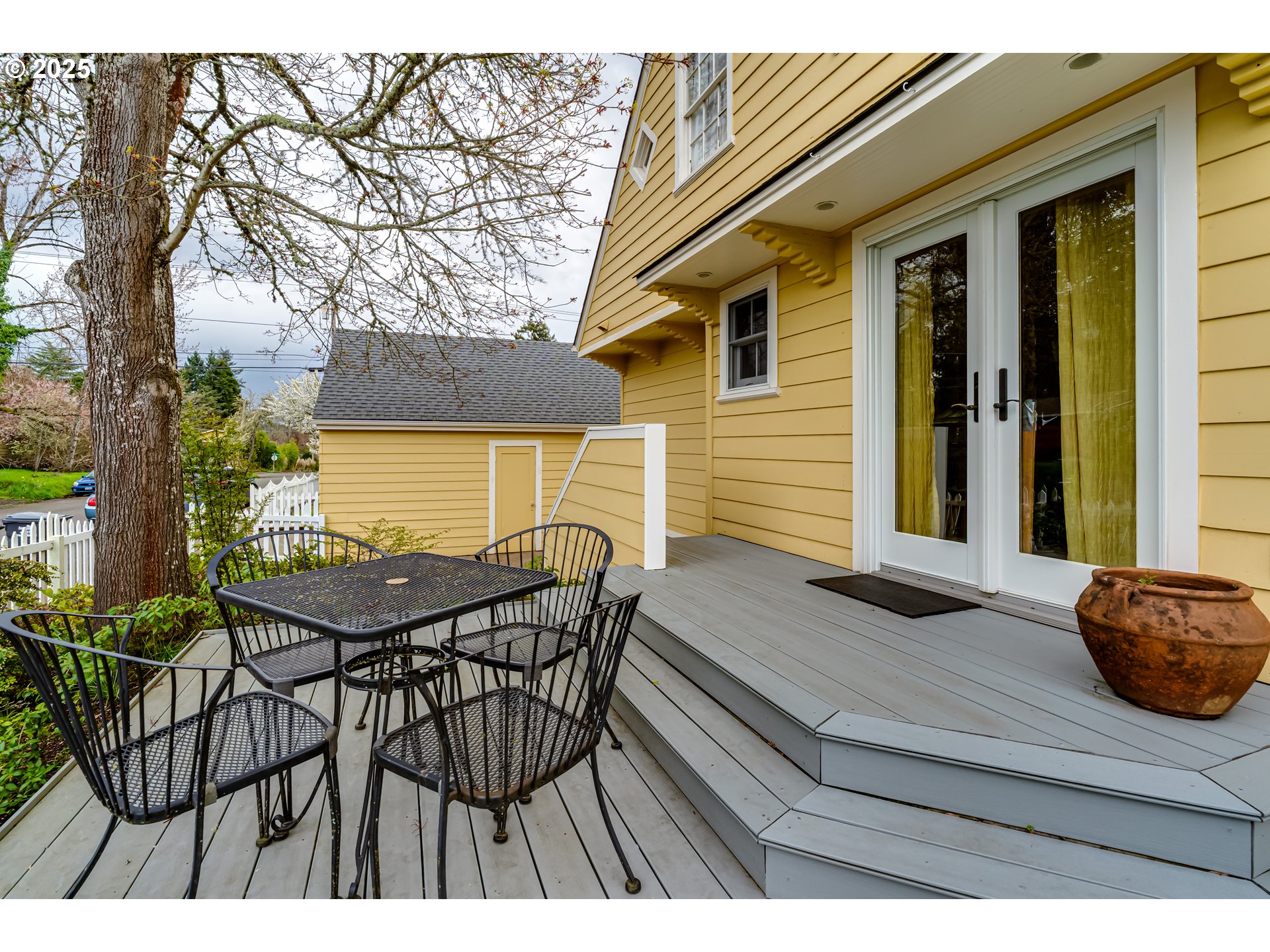 1996 Monroe Street Eugene, OR 97405 - Photo 37 of 47 a view of outdoor seating space