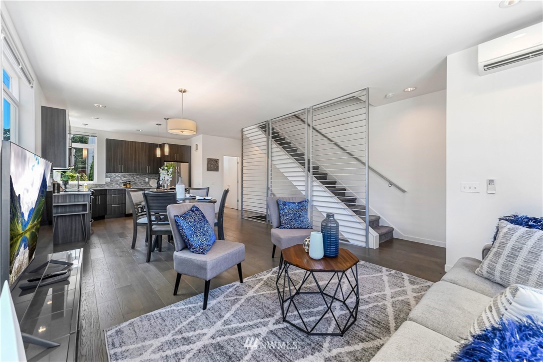 3901 Southwest Hudson Street Seattle, WA 98136 - Photo 8 of 18 Gallery Image 8