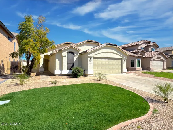$448,000 | 1051 South Honeysuckle Lane, Gilbert, AZ 85296