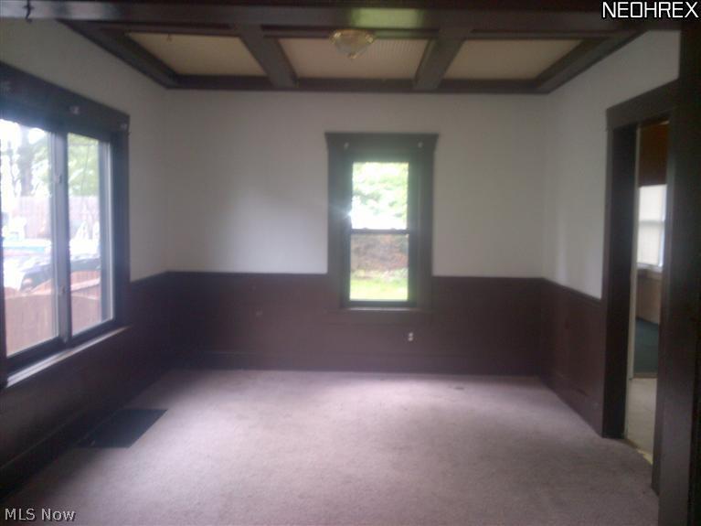 955 Chalker Street Akron, OH 44310 - Photo 3 of 6
