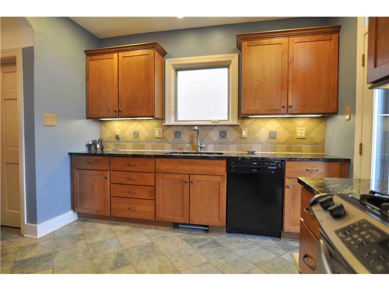 5411 Guarino Road Pittsburgh, PA 15217 - Photo 12 of 25 Kitchen.