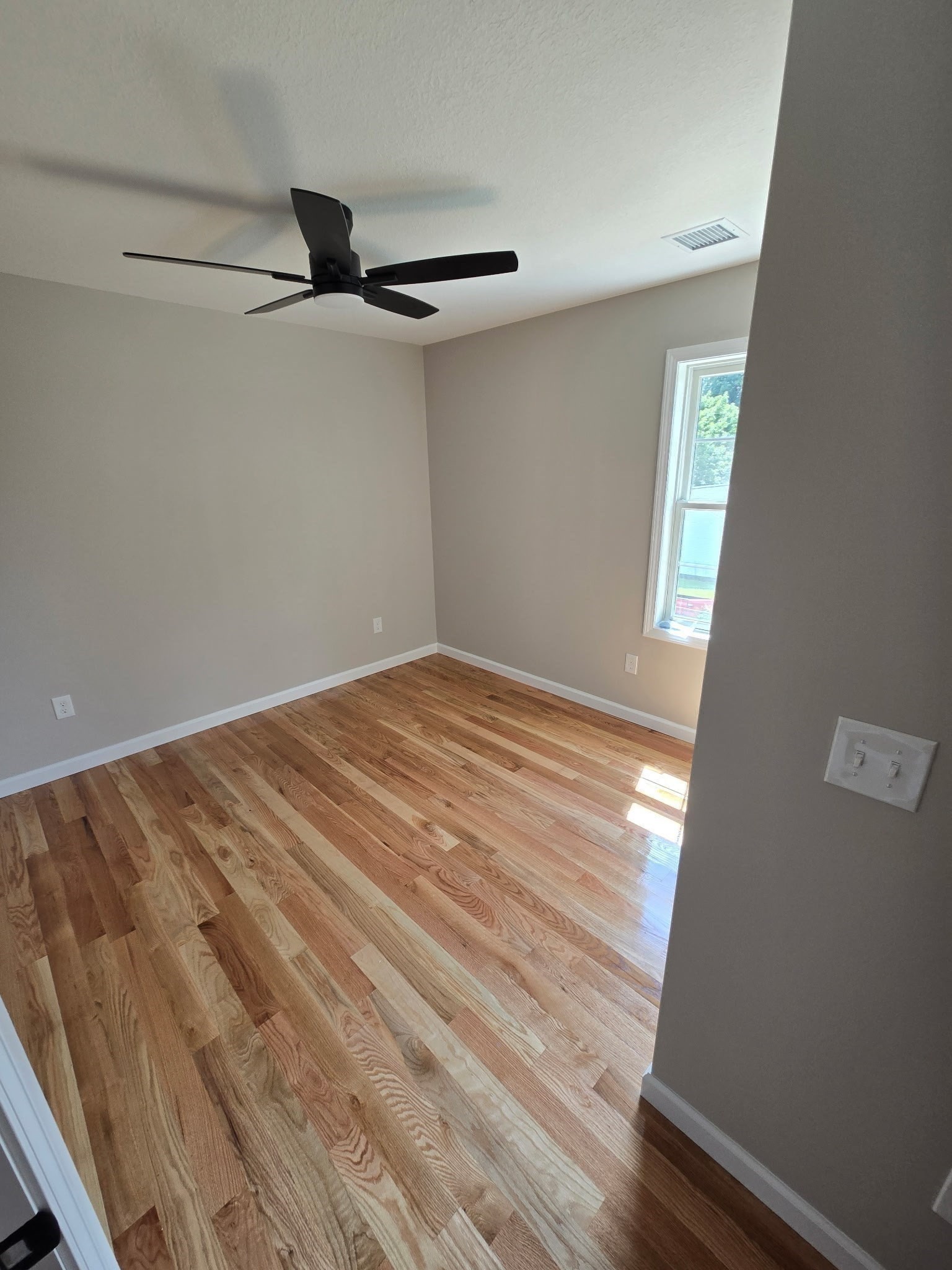 68 Homestead Avenue Springfield, MA 01151 - Photo 22 of 33 Gallery Image 22