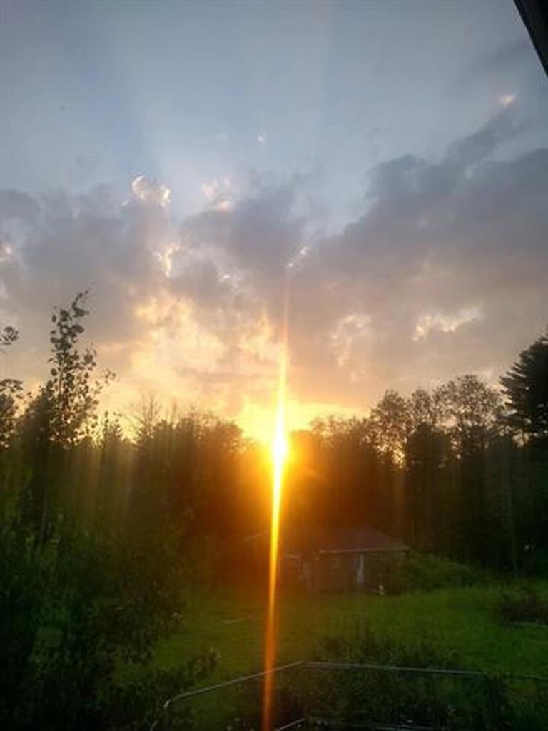 401 Sixth Range Road Pembroke, NH 03275 - Photo 2 of 10