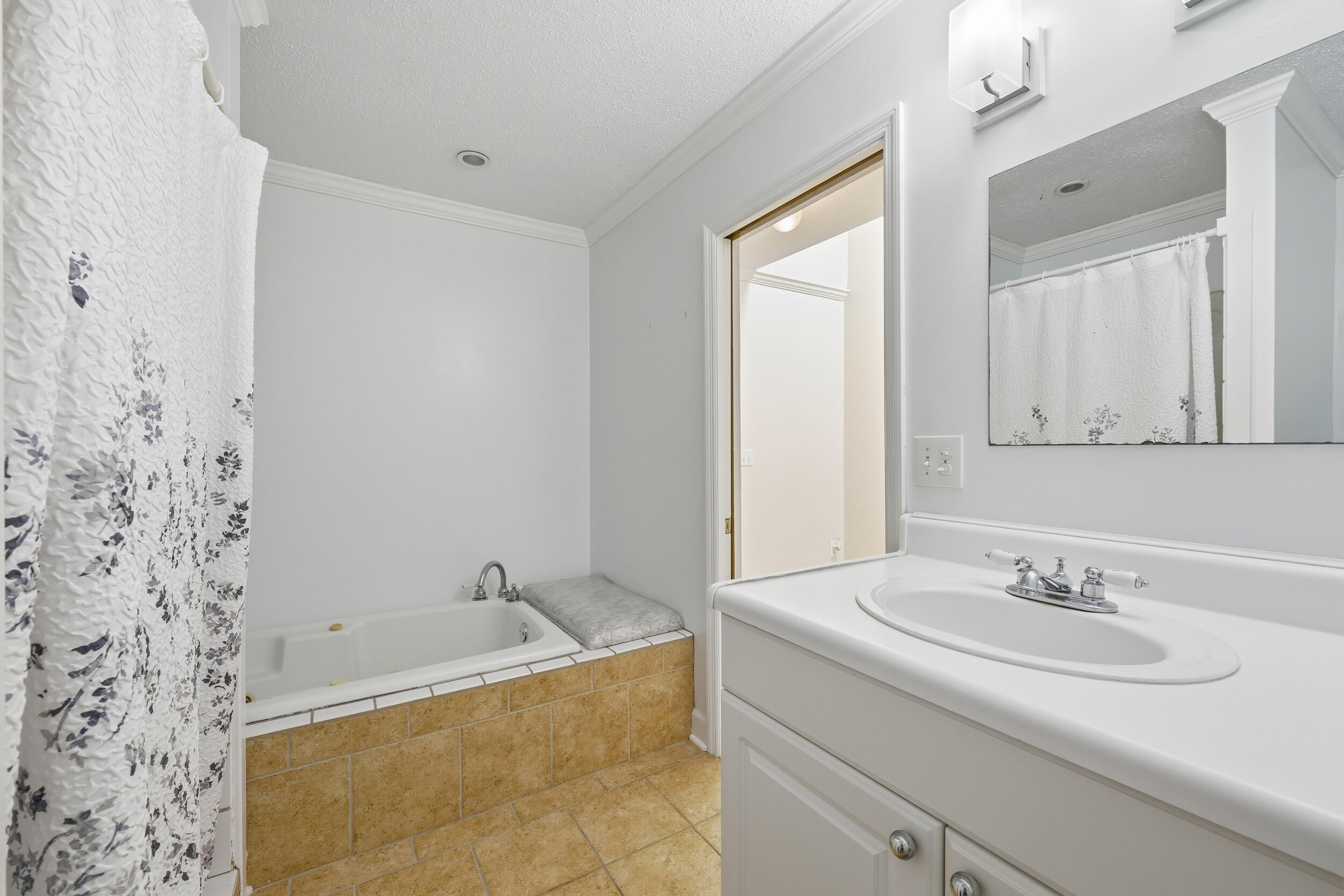 2753 Jobee Drive, Unit 6 Charleston, SC 29414 - Photo 21 of 40 32_550a0949