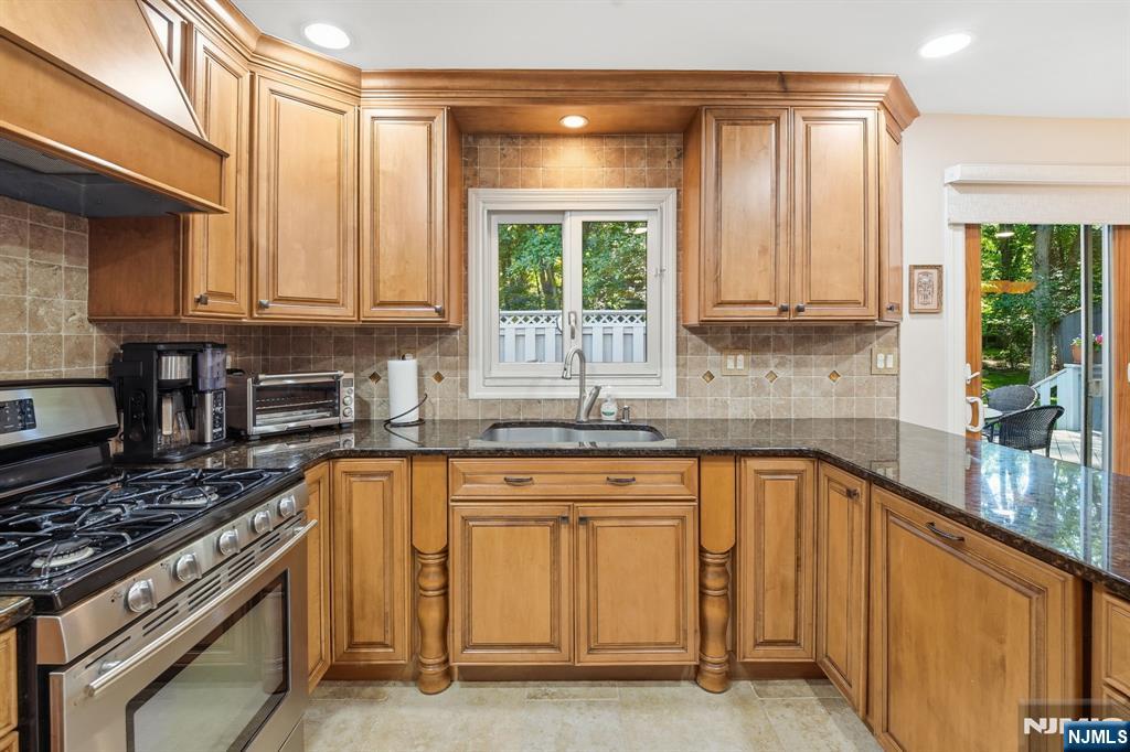 425 White Oak Road Palisades, NY 10964 - Photo 10 of 39