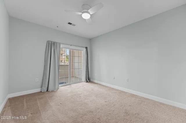 $260,000 | 200 Gateway Condos Drive, Unit 214, Surf City, NC 28445