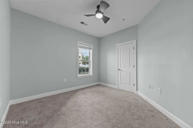 $260,000 | 200 Gateway Condos Drive, Unit 214, Surf City, NC 28445