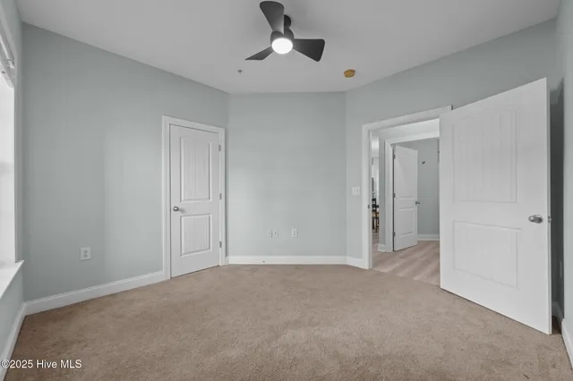 $260,000 | 200 Gateway Condos Drive, Unit 214, Surf City, NC 28445