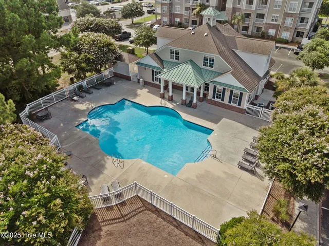 $260,000 | 200 Gateway Condos Drive, Unit 214, Surf City, NC 28445
