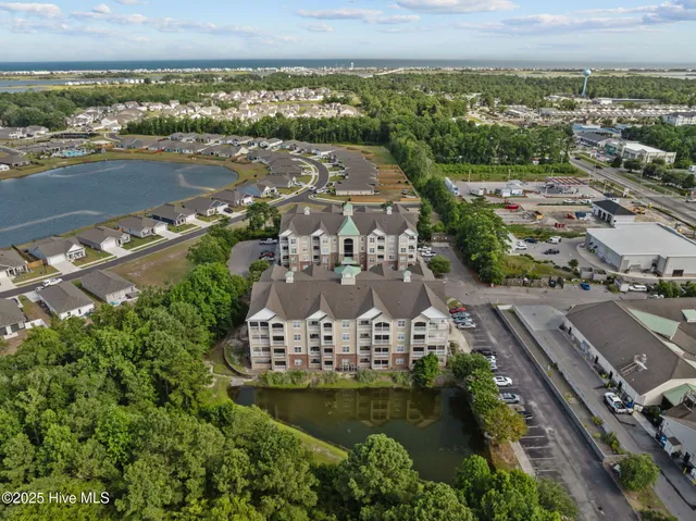 $260,000 | 200 Gateway Condos Drive, Unit 214, Surf City, NC 28445