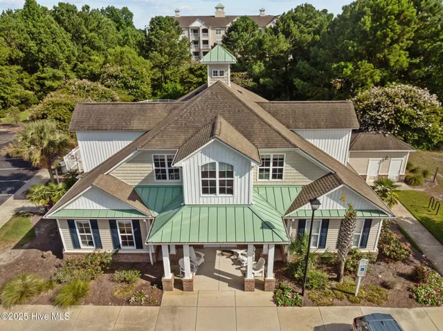 $260,000 | 200 Gateway Condos Drive, Unit 214, Surf City, NC 28445