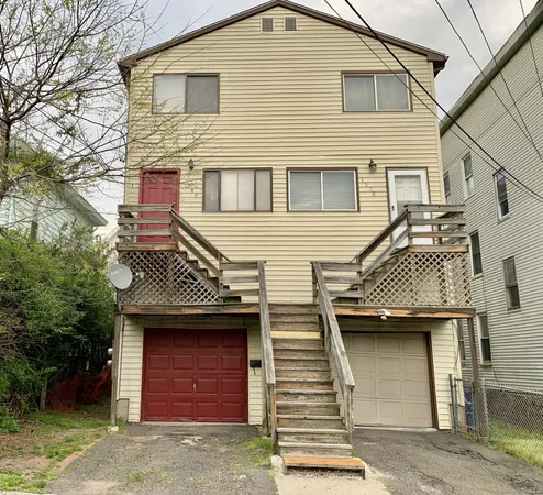 $2,500 | 1380 Kossuth Street, Bridgeport, CT 06608