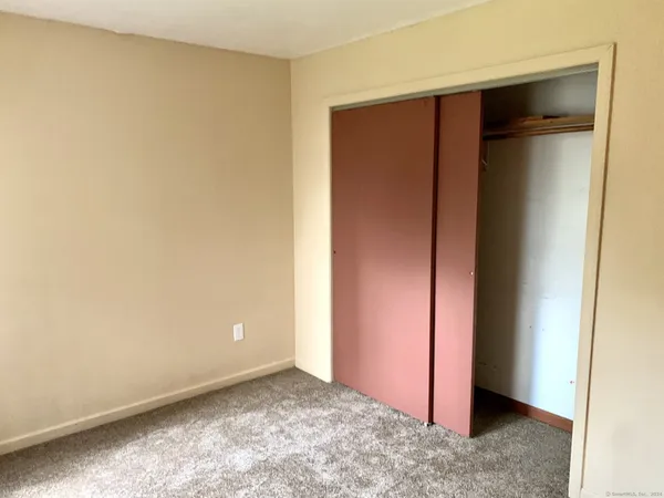 $2,500 | 1380 Kossuth Street, Bridgeport, CT 06608