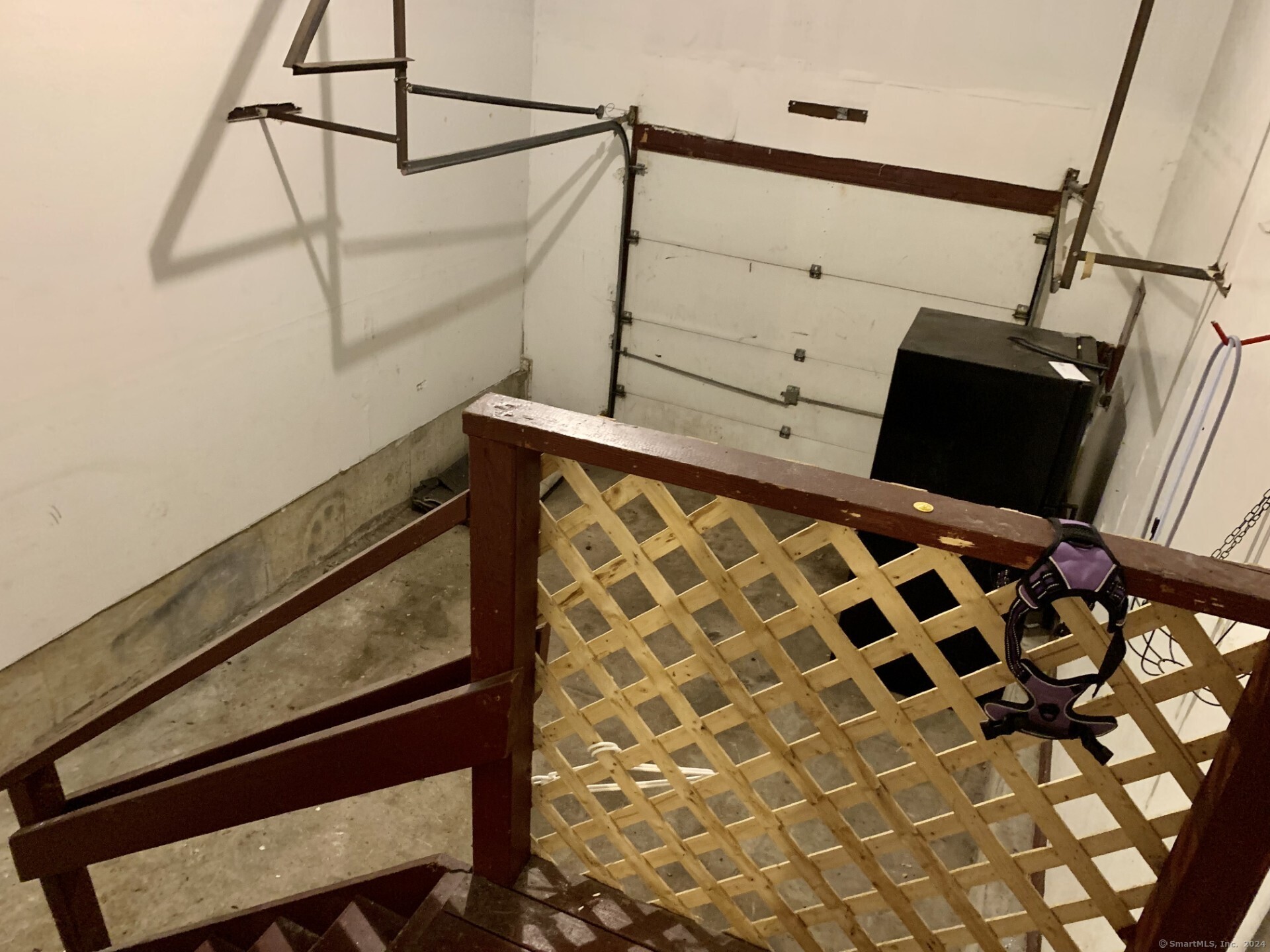 1380 Kossuth Street Bridgeport, CT 06608 - Photo 20 of 22 a view of a patio