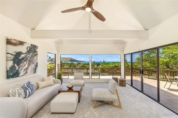 $2,499,000 | 5926 Kalanianaʻole Highway, Honolulu, HI 96821