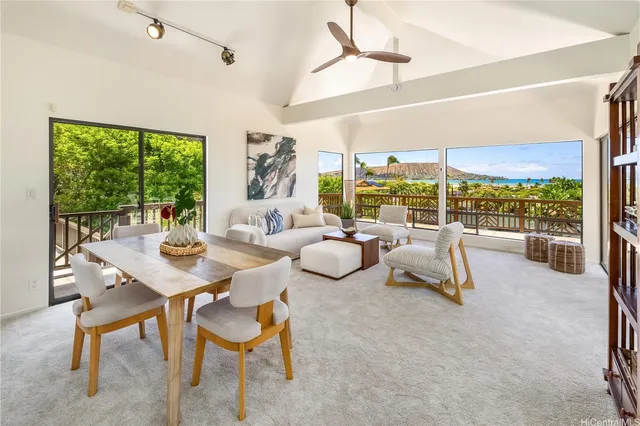$2,675,000 | 5926 Kalanianaʻole Highway, Honolulu, HI 96821