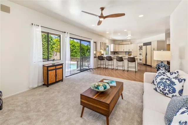 $2,675,000 | 5926 Kalanianaʻole Highway, Honolulu, HI 96821