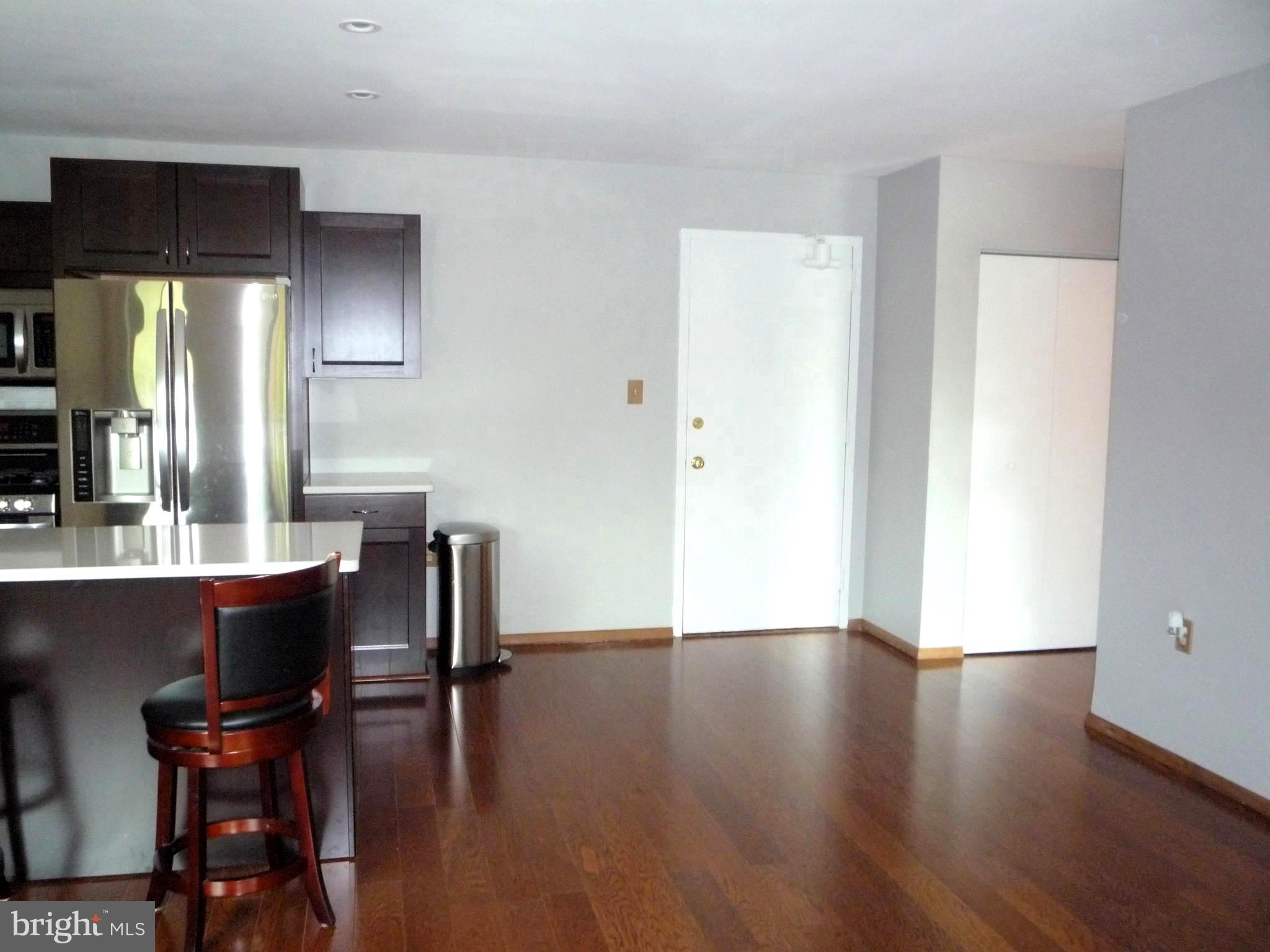 1300 South Arlington Ridge Road, Unit 103 Arlington, VA 22202 - Photo 6 of 30 Entry and Hallway Access