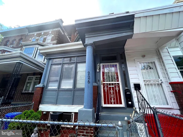 $1,450 | 226 South 49th Street, Philadelphia, PA 19139