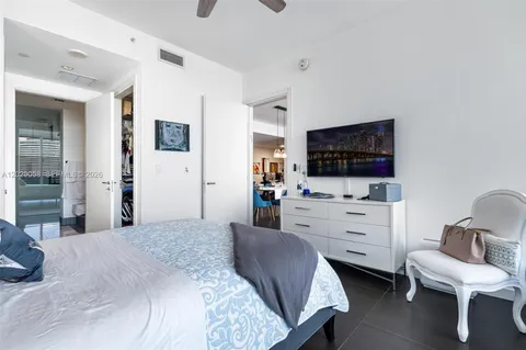 $875,000 | 200 Biscayne Blvd Way, Unit 4812, Miami, FL 33131