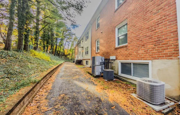$1,795,000 | 4622 Grandin Road Southwest, Roanoke, VA 24018