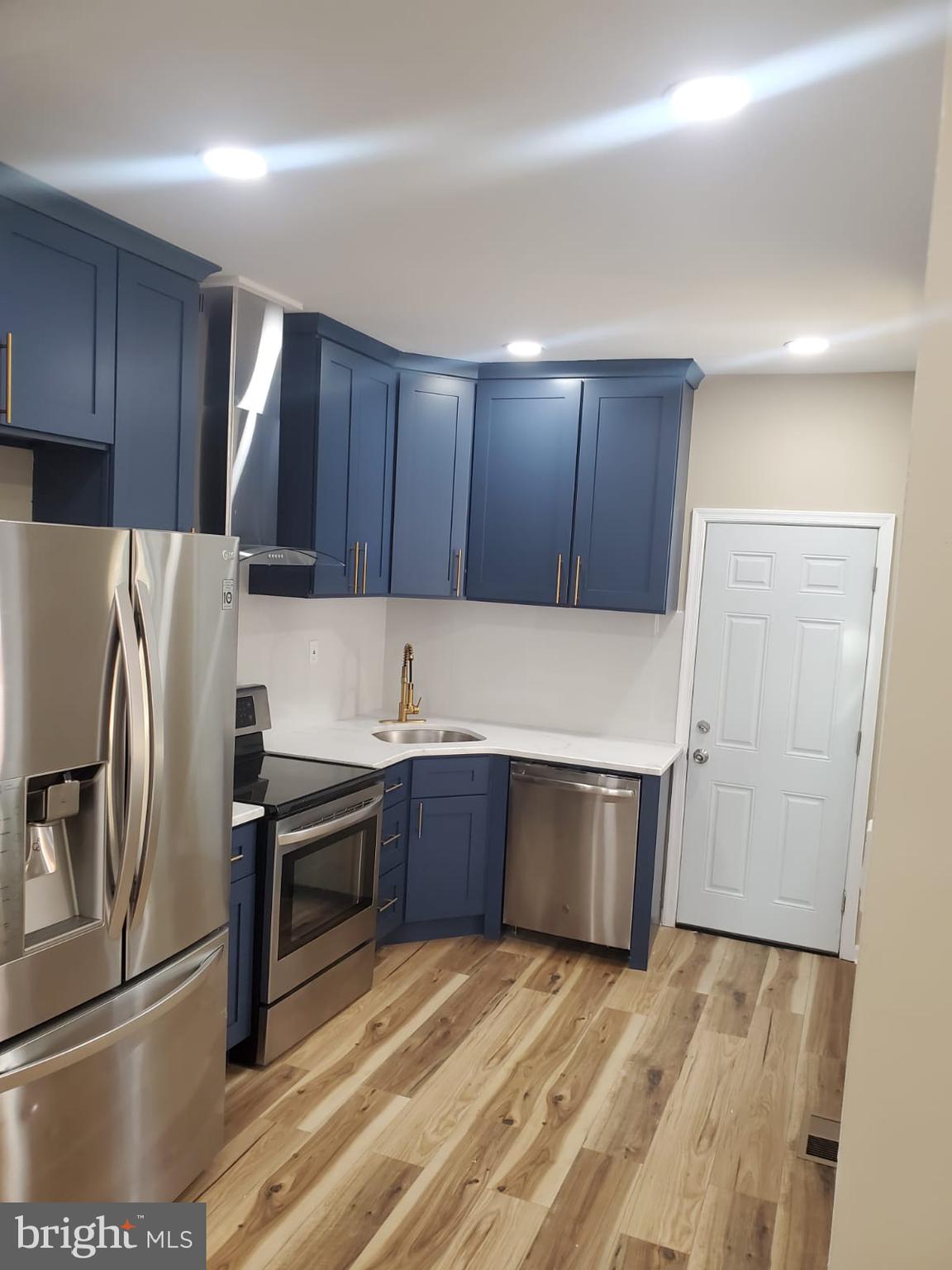 5335 Darrah Street Philadelphia, PA 19124 - Photo 22 of 32