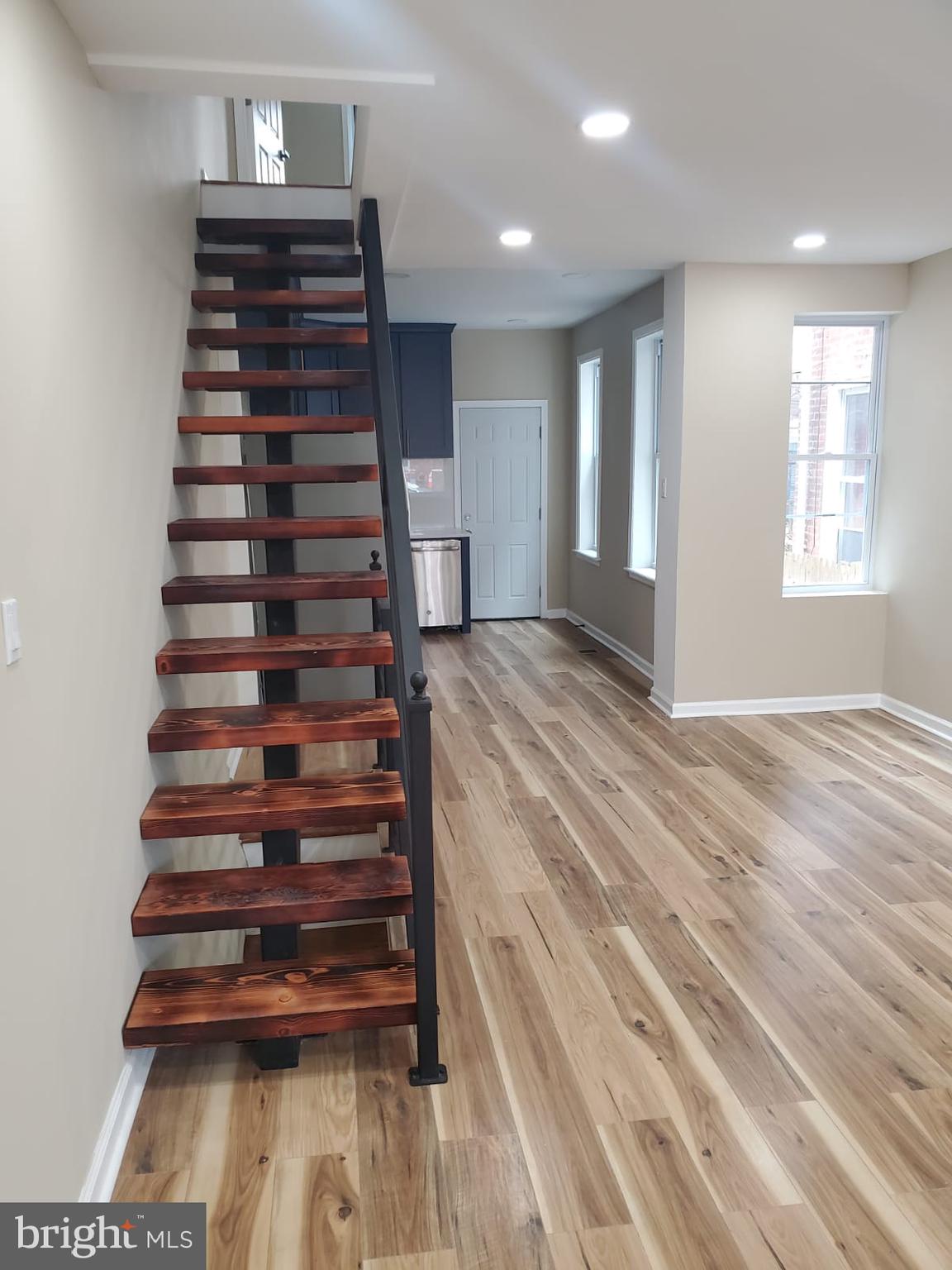 5335 Darrah Street Philadelphia, PA 19124 - Photo 26 of 32
