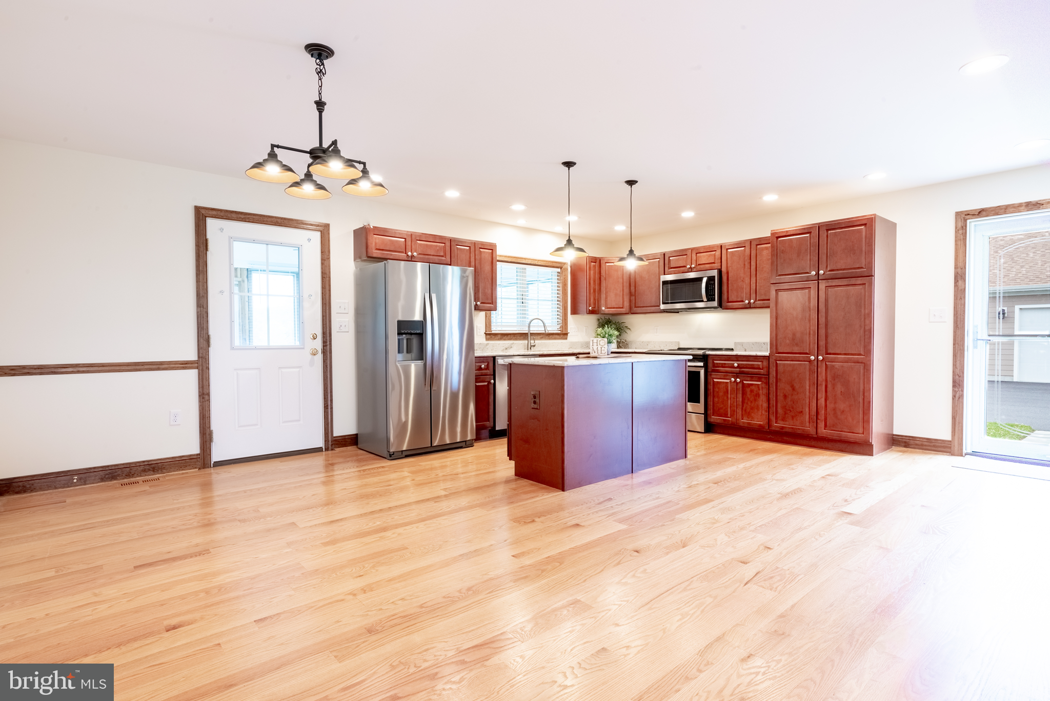 1270 Bayview Road Middletown, DE 19709 - Photo 24 of 45 large eat-in kitchen