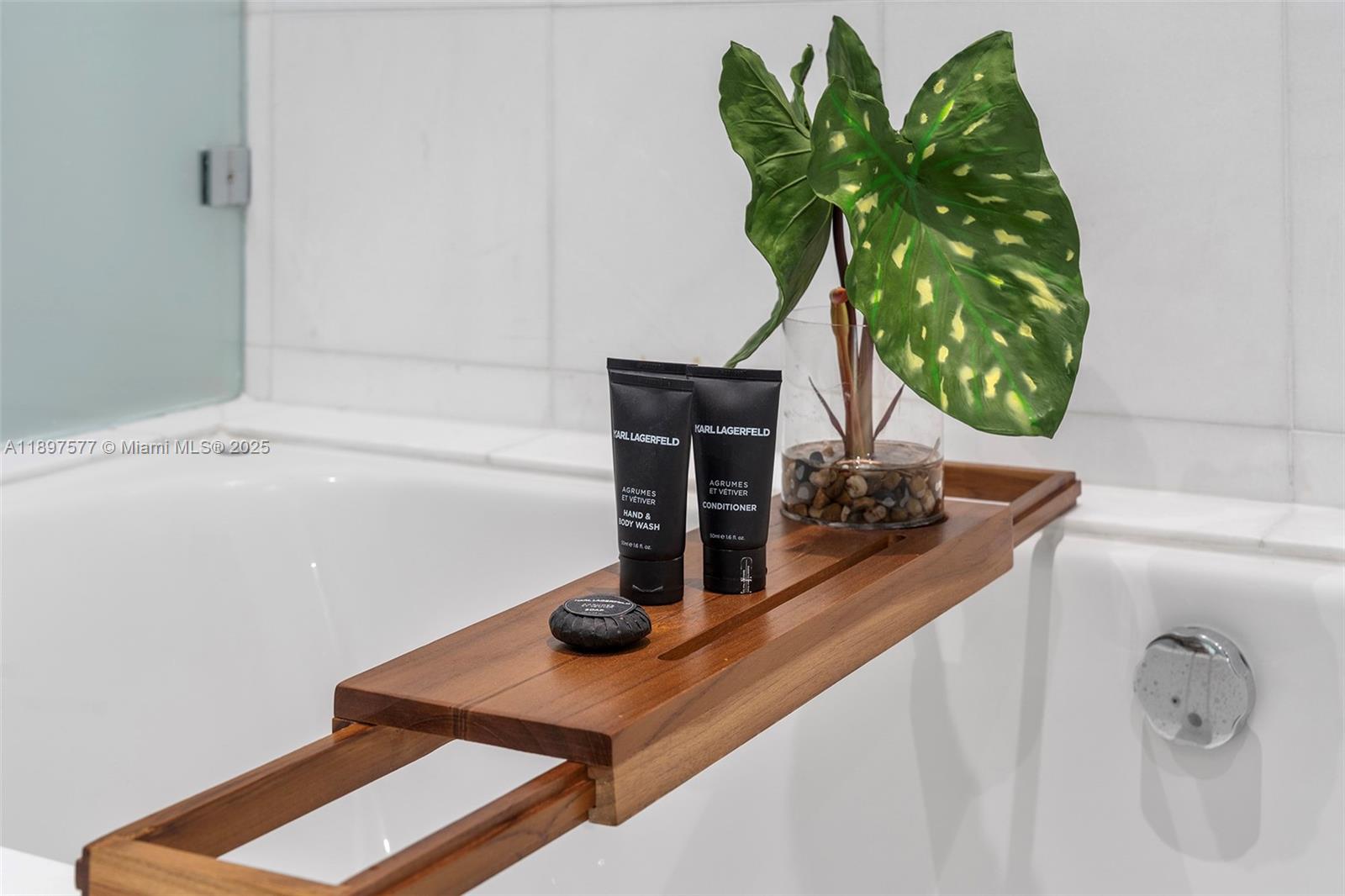 101 20th Street, Unit 2002 Miami Beach, FL 33139 - Photo 39 of 40 a vase of flowers sitting on a table