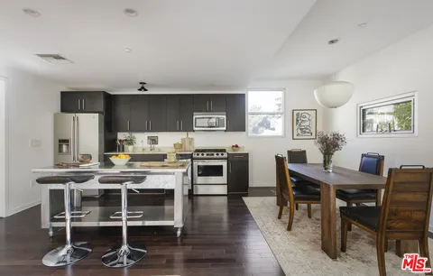 $997,000 | 4111 Sunset Boulevard, Unit 220, Los Angeles, CA 90029