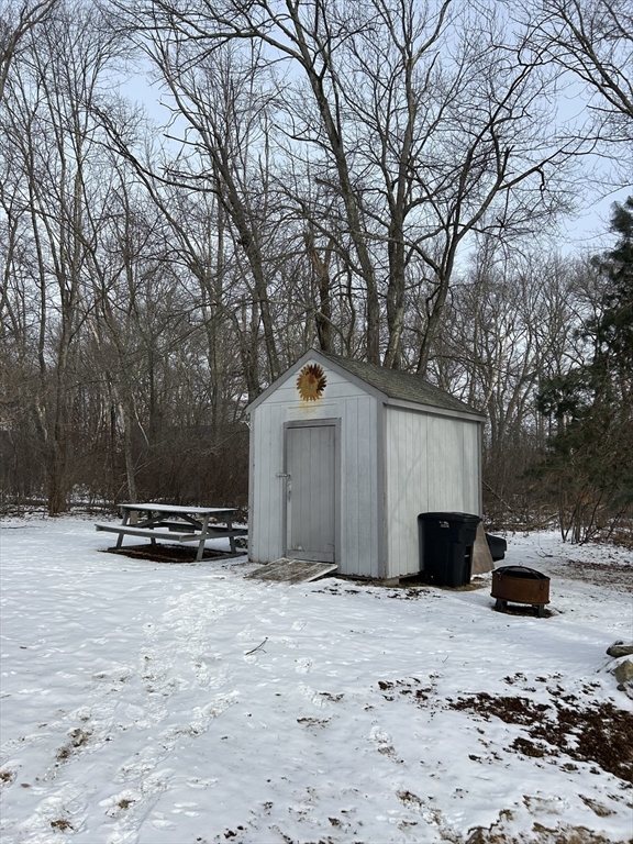 42 Perley Street Methuen, MA 01844 - Photo 15 of 16