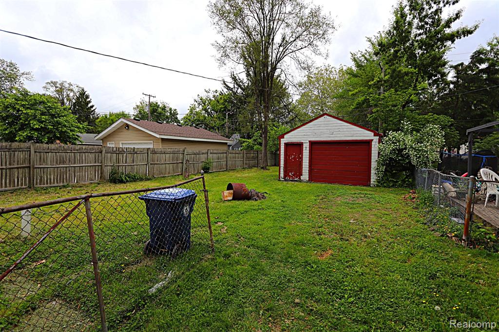 19444 Inkster Road Redford, MI 48240 - Photo 28 of 32