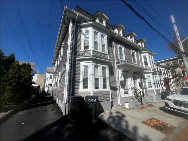 $1,850 | 45 Kenyon Street, Unit 3, Providence, RI 02903