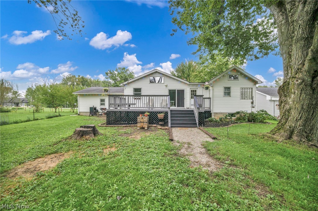 5803 Russia Road Amherst, OH 44001 - Photo 6 of 50 Gallery Image 6